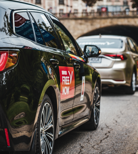 taxi-warsaw-partner-mowj-auta-road